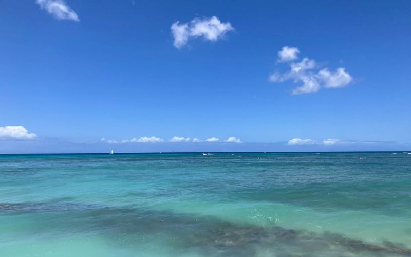 『Purity~ピュアティ~』を思い浮かべる青い海